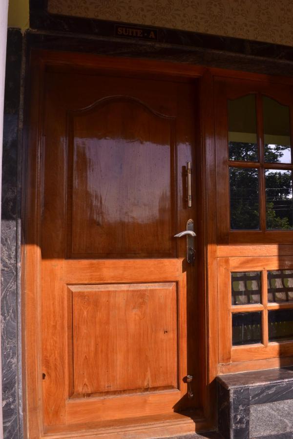 Yuga Guest House Kuttalam  Exterior photo